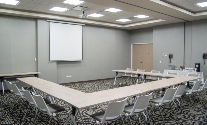Sala de reuniones en forma de U